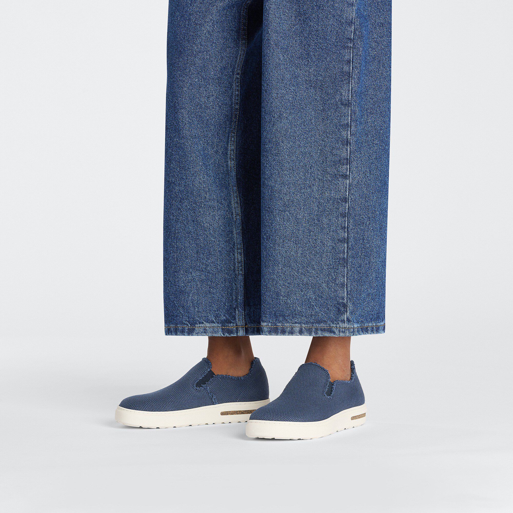 Bend Decon Slip On Tecido