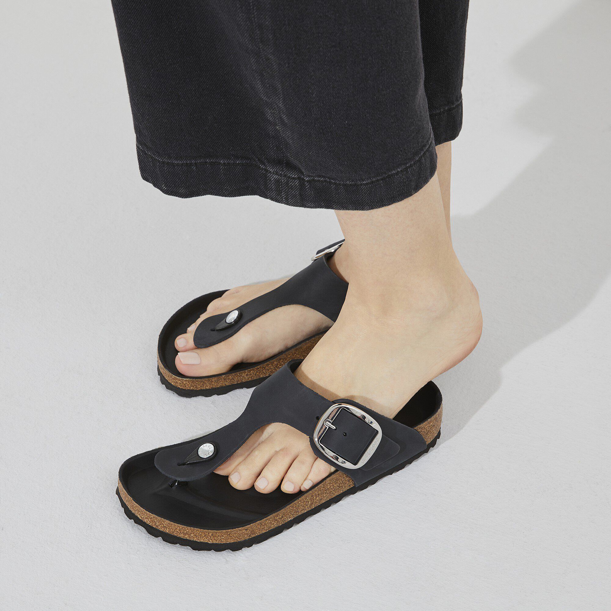 Birkenstock Gizeh Big Buckle Couro Natural Oleado