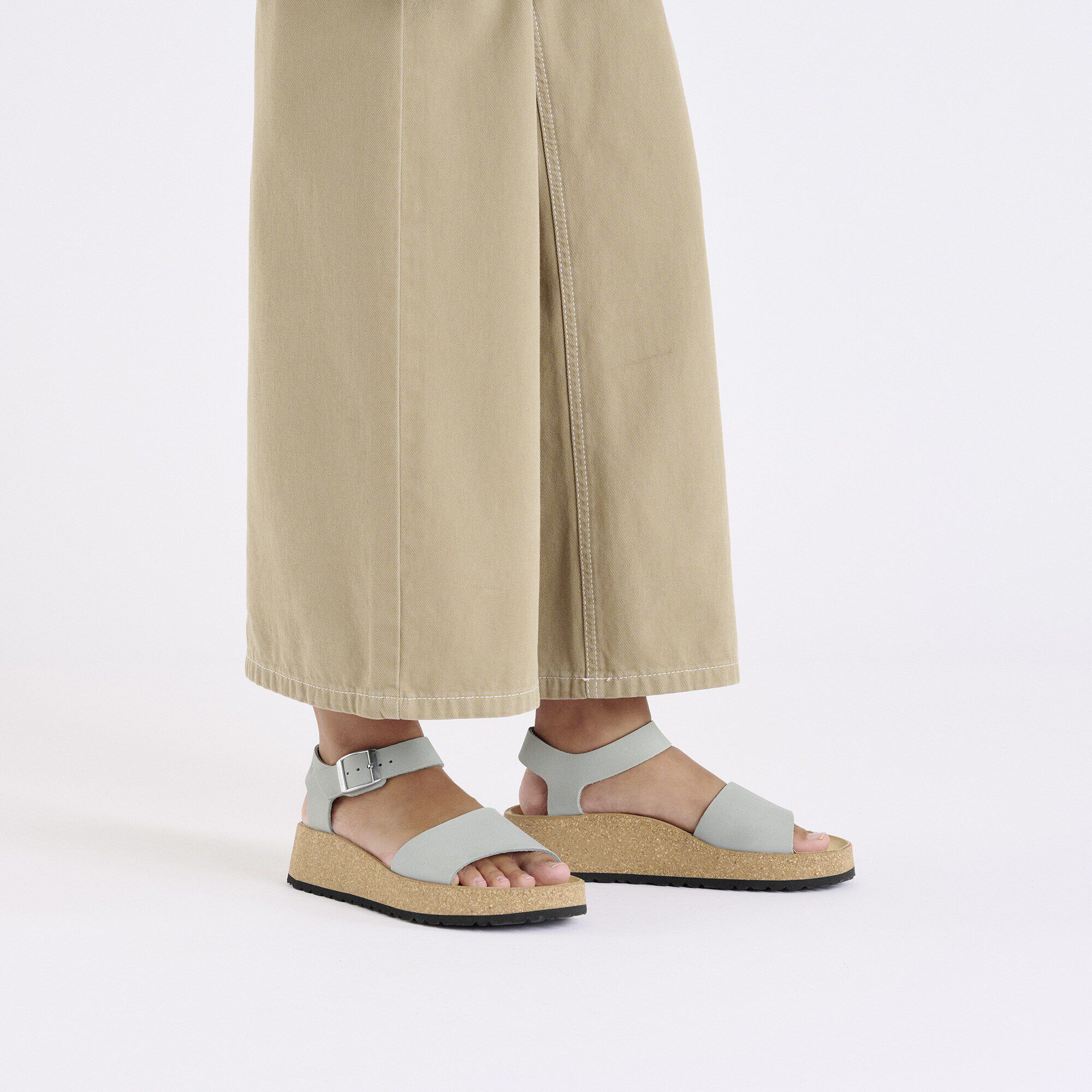 Sandalha Glenda em Couro Nubuck